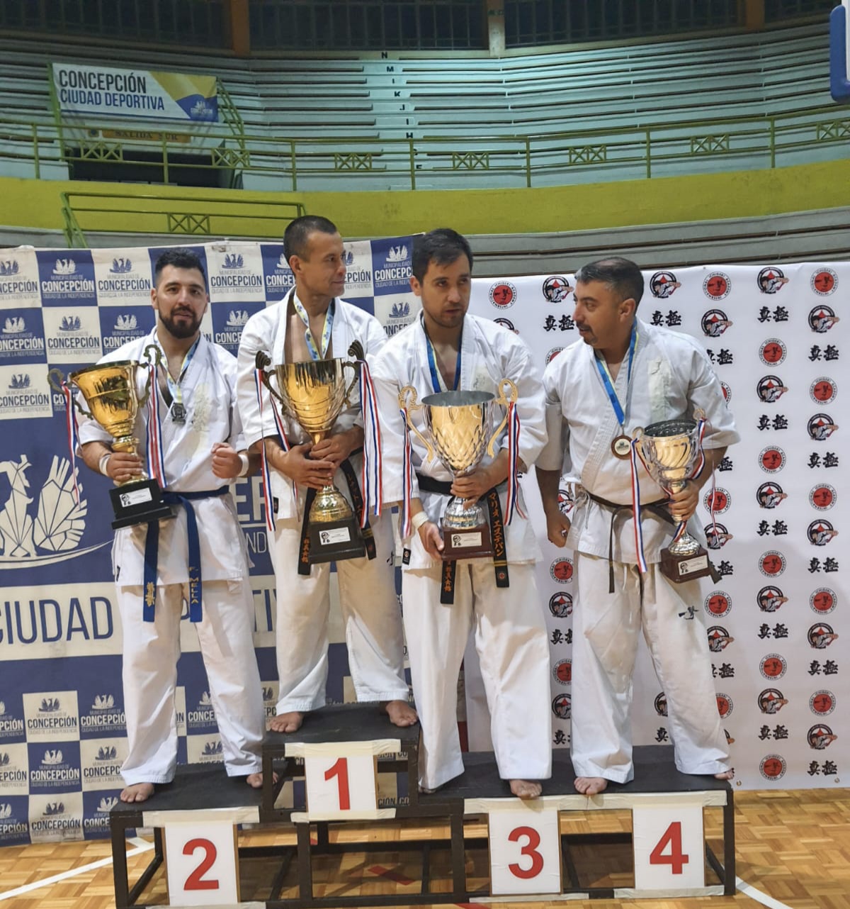 Segundo Lugar Nacional Para Fernando Mella Radio Chiloe MRG